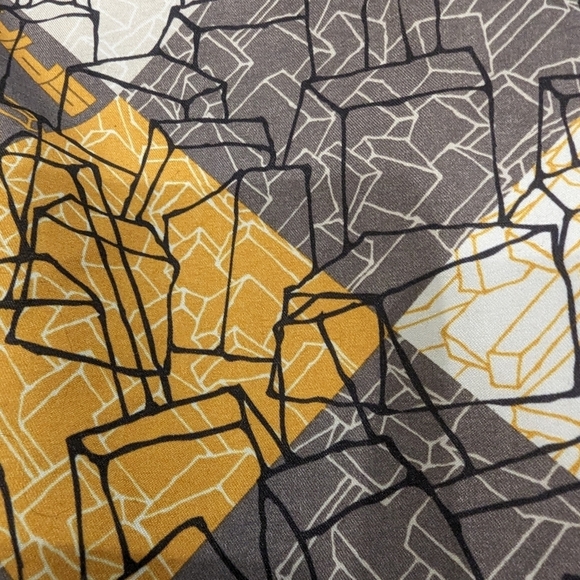 Board shorts, black and gold Size Large 12/14 - Picture 9 of 9